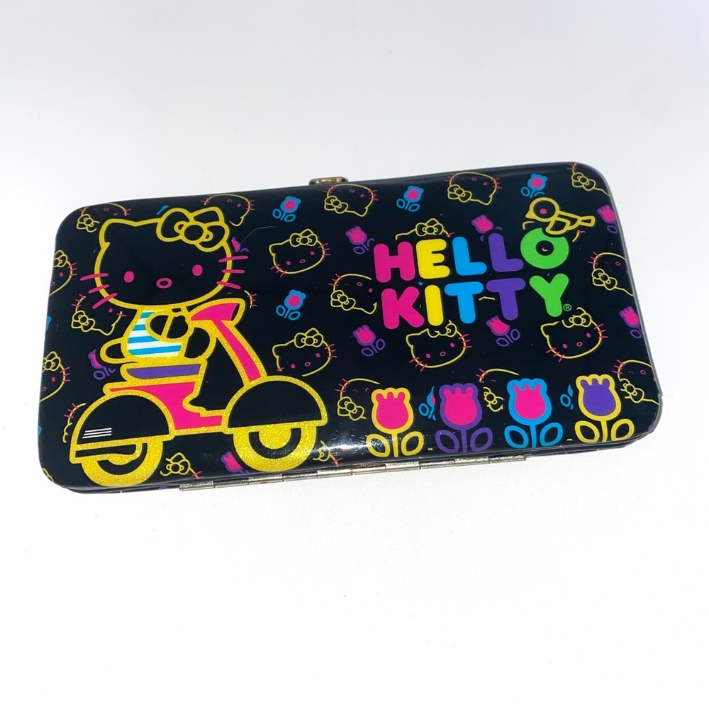 Loungfly Hello Kitty Snap Clasp Wallet